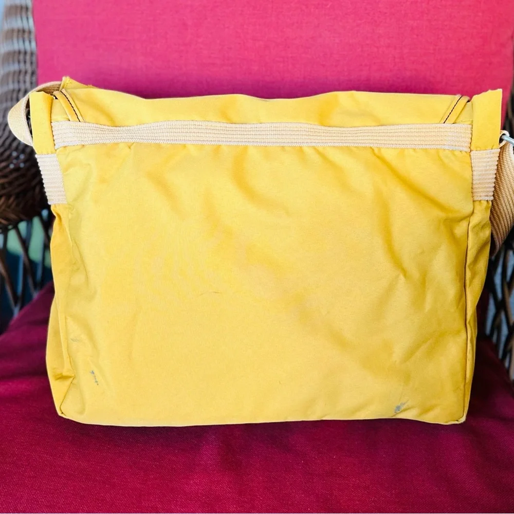 Dr Martens Yellow large tote bag - Picture 2 of 3